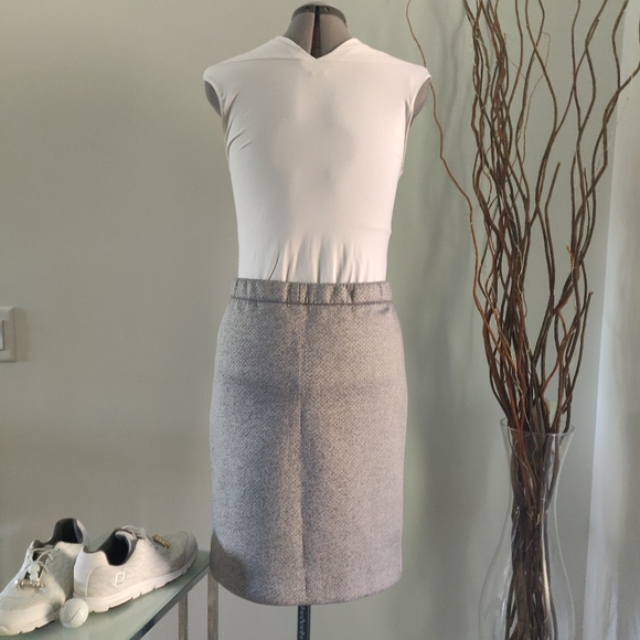 Adidas sport skirt - Picture 3 of 12